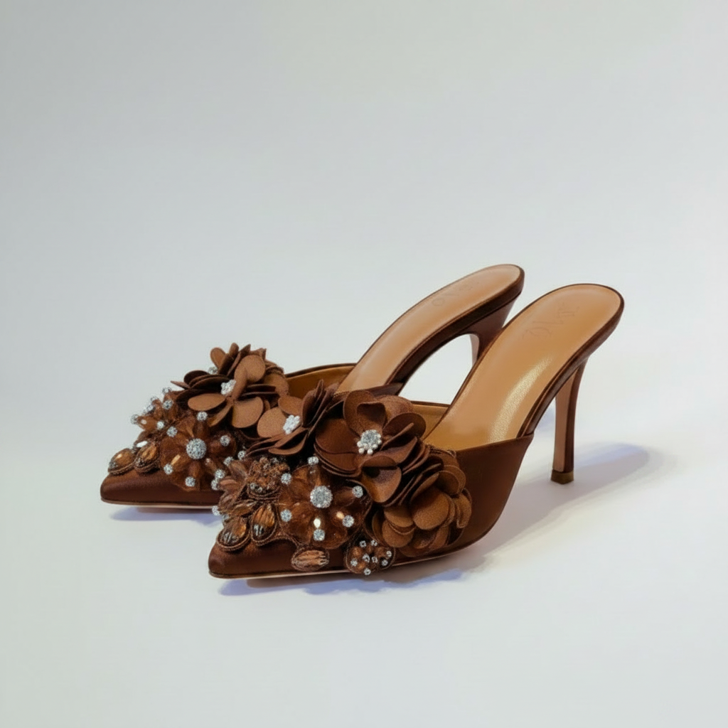 The Lobi Heel
